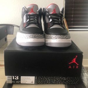 Air Jordan retro 3 blk and red